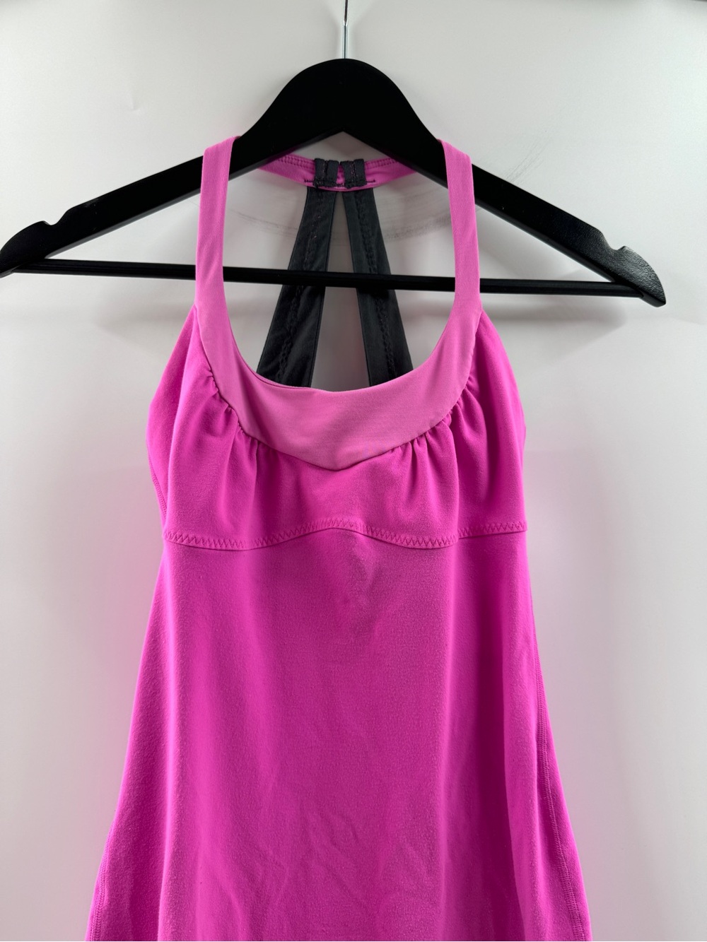 Lululemon Pink Racerback Athletic Tank Top – Estimated Size 6 - Picture 2 of 8